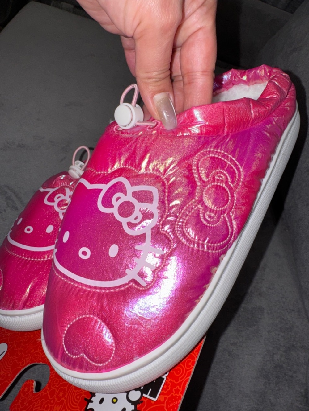 Hello Kitty-NWT Pink Metallic Slip-On Slippers Adult Size 7-8